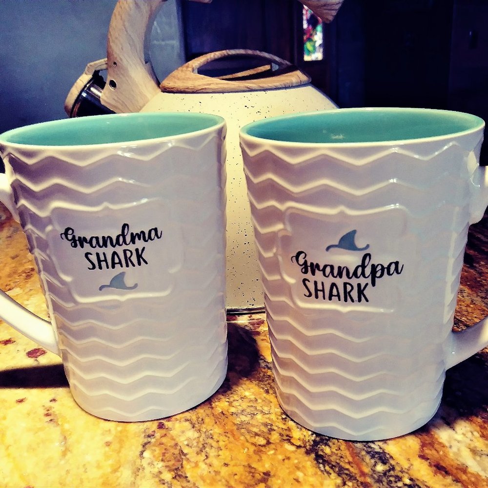 New, Set of 2 Ceramic Mugs for Grandma & Grandpa